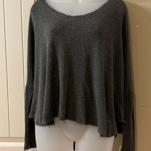 Entro - Dk grey waffle top vneck
